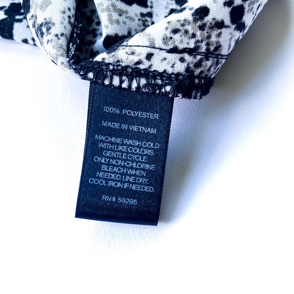 EXPRESS • Snakeskin Print Tank - Picture 5 of 5